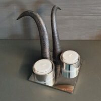 Teelicht zweiflammig Chromstahl mit zwei Gamskrickel